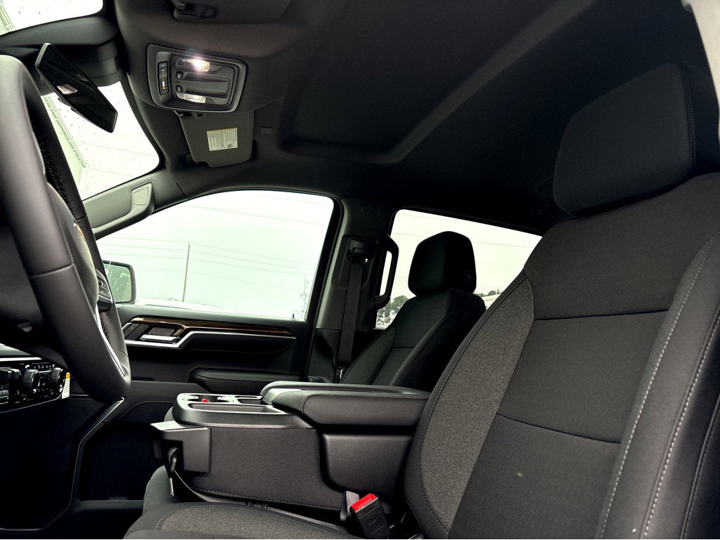 2025 Chevrolet Silverado 1500 LT (2FL)