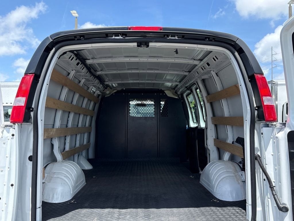 2024 GMC Savana Cargo 2500 Work Van