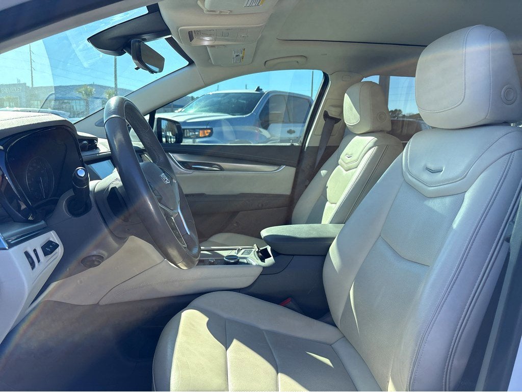 2021 Cadillac XT5 Premium Luxury