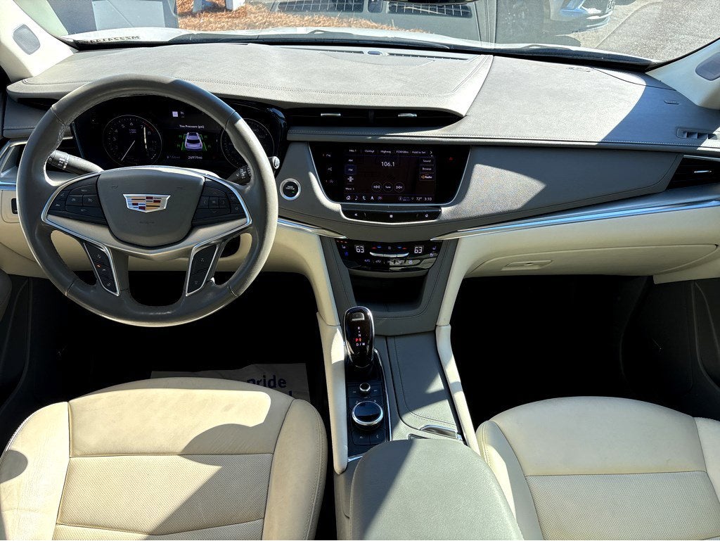 2021 Cadillac XT5 Premium Luxury