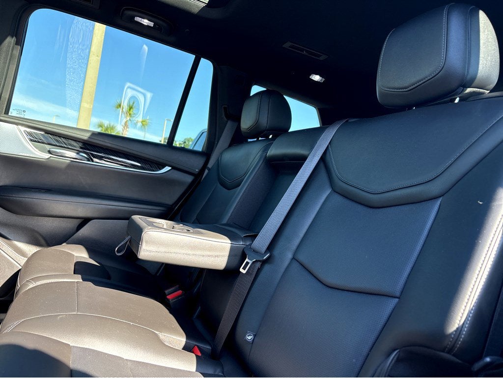 2023 Cadillac XT6 Premium Luxury