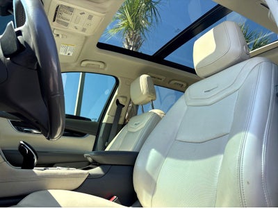 2022 Cadillac XT6 Premium Luxury