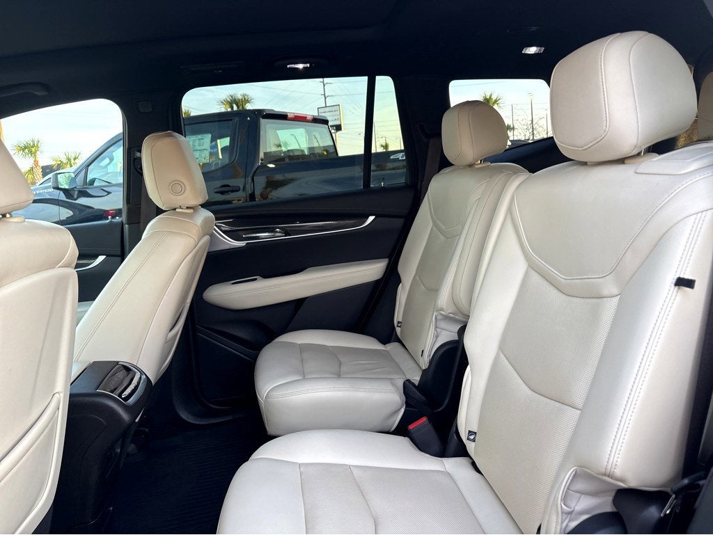 2024 Cadillac XT6 Sport