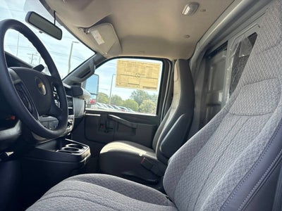 2026 Chevrolet Express Cutaway 3500 1WT