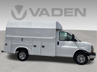 2026 Chevrolet Express Cutaway 3500 1WT