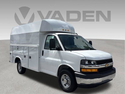 2026 Chevrolet Express Cutaway 3500 1WT