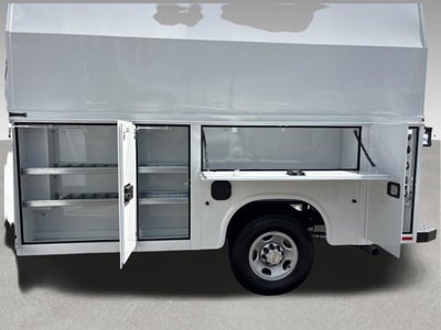 2026 Chevrolet Express Cutaway 3500 1WT