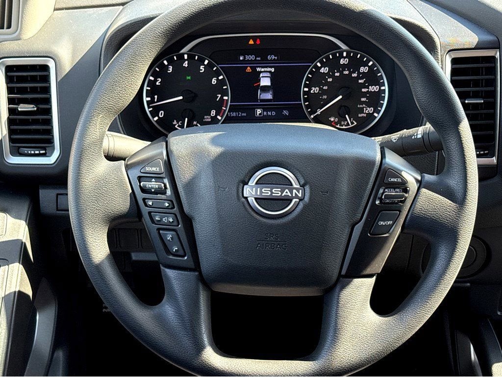 2024 Nissan Frontier SV