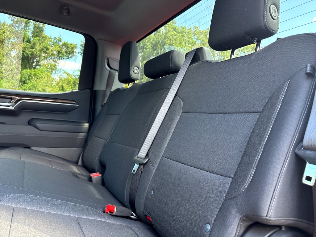 2025 Chevrolet Silverado 1500 LT (2FL)