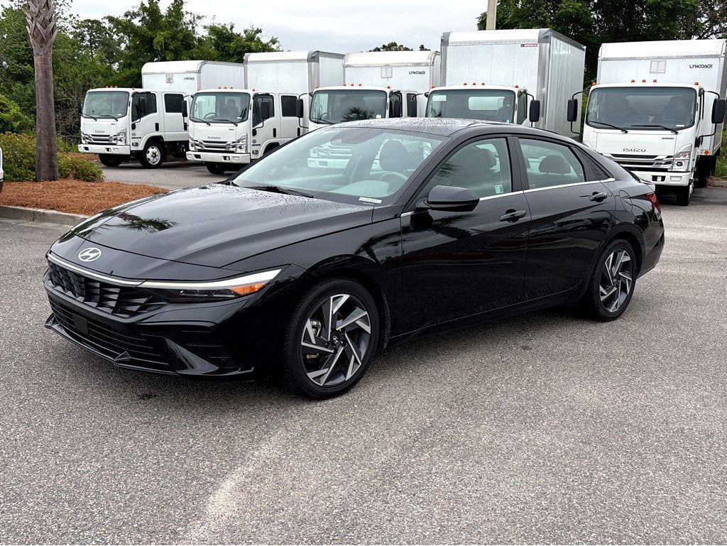 2025 Hyundai Elantra SEL Convenience