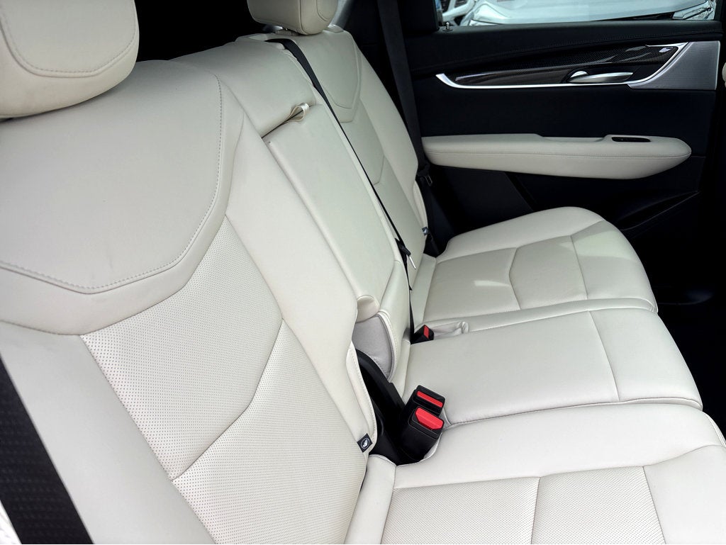 2026 Cadillac XT5 Sport