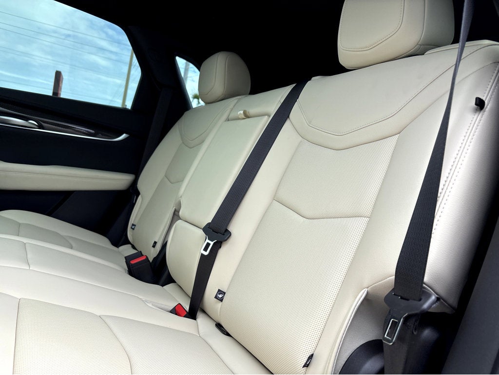 2026 Cadillac XT5 Sport