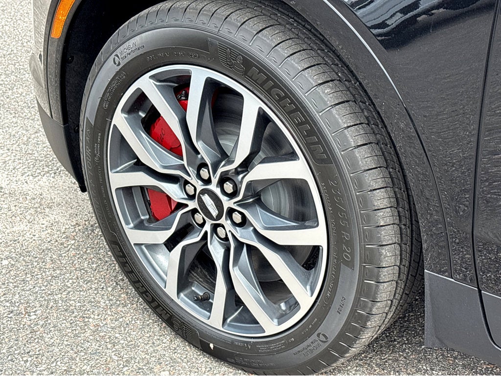 2026 Cadillac XT5 Sport