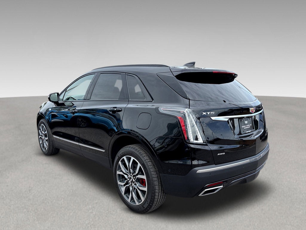 2026 Cadillac XT5 Sport