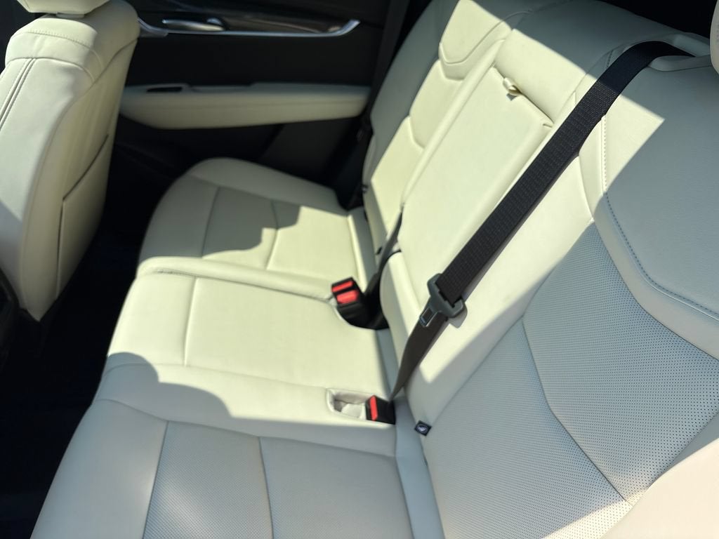 2026 Cadillac XT5 Sport