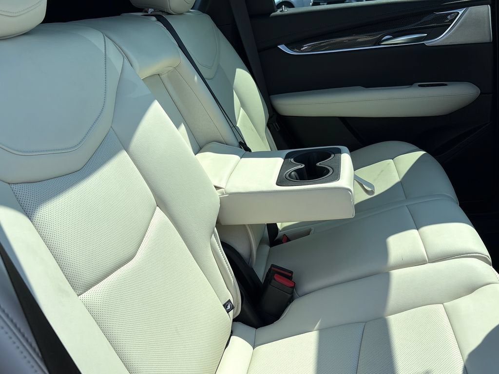 2026 Cadillac XT5 Sport