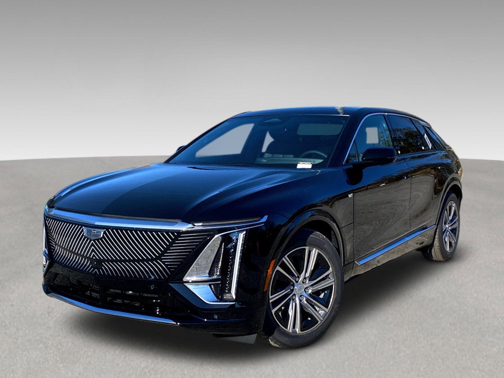 2024 Cadillac LYRIQ Luxury 2
