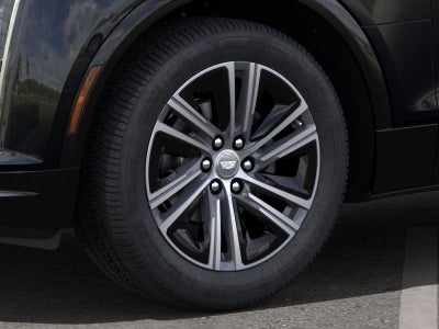 2024 Cadillac LYRIQ Luxury 2