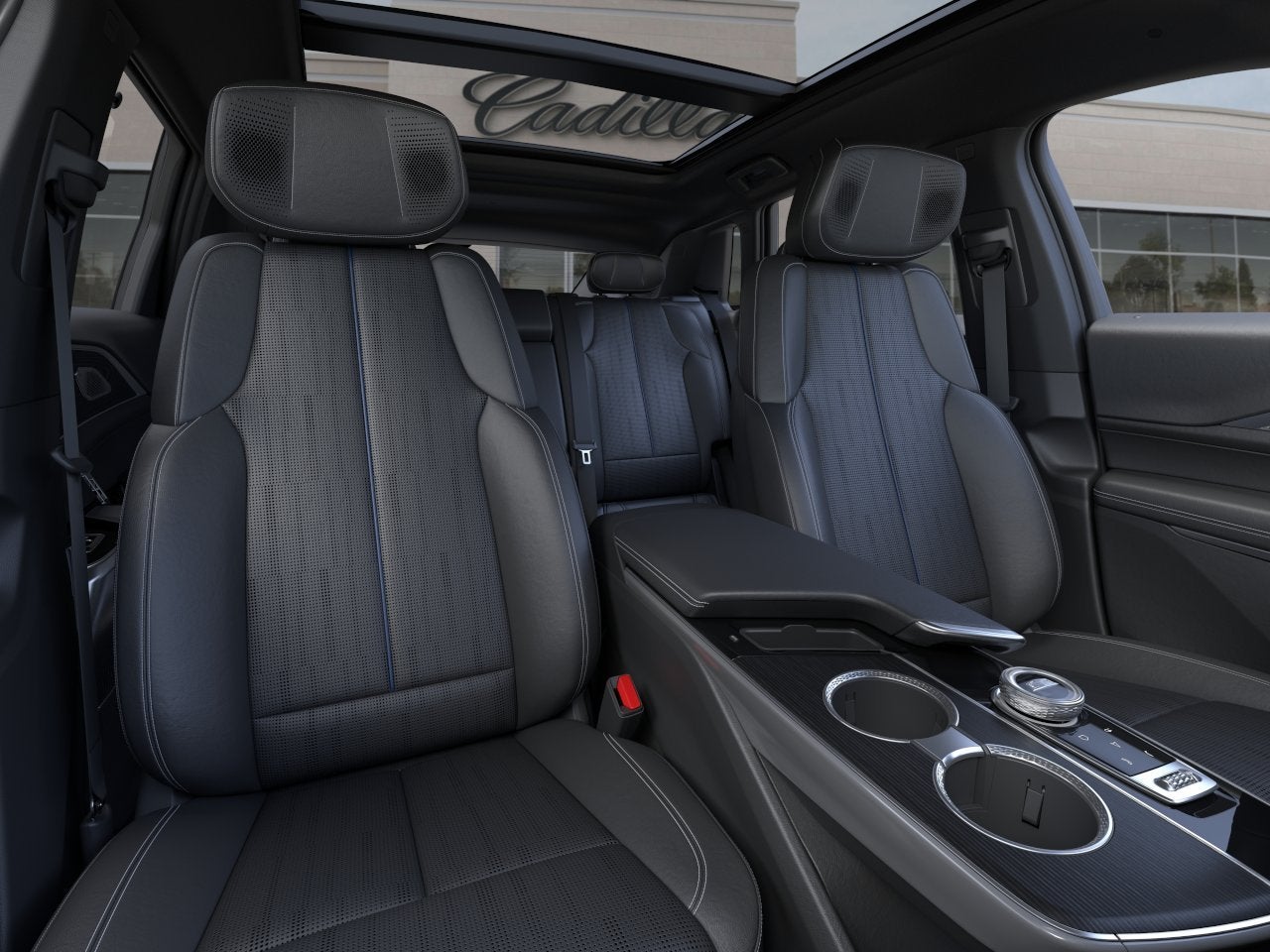 2024 Cadillac LYRIQ Luxury 2