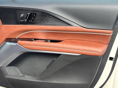2027 Cadillac LYRIQ Signature Sport