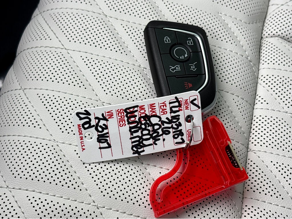 2026 Cadillac ESCALADE IQL Sport