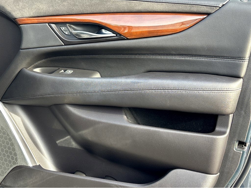 2020 Cadillac Escalade Premium Luxury