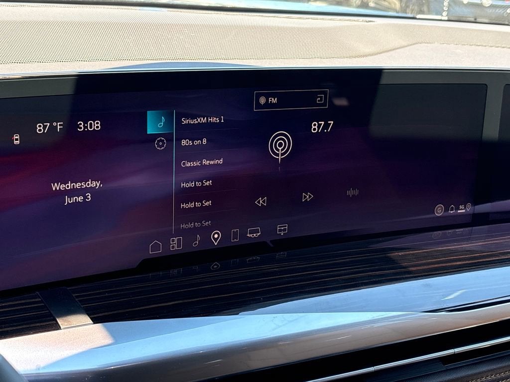 2026 Cadillac Escalade ESV Luxury