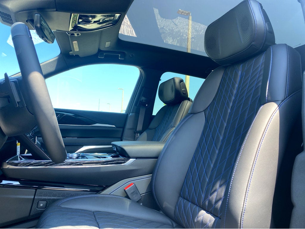 2026 Cadillac ESCALADE IQ Luxury