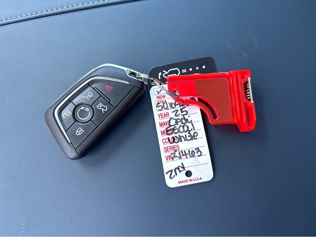 2025 Cadillac ESCALADE IQ Luxury 2