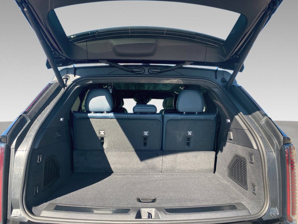 2025 Cadillac ESCALADE IQ Sport 2