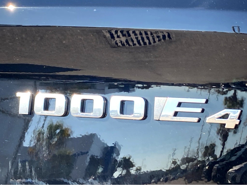 2025 Cadillac ESCALADE IQ Sport 2