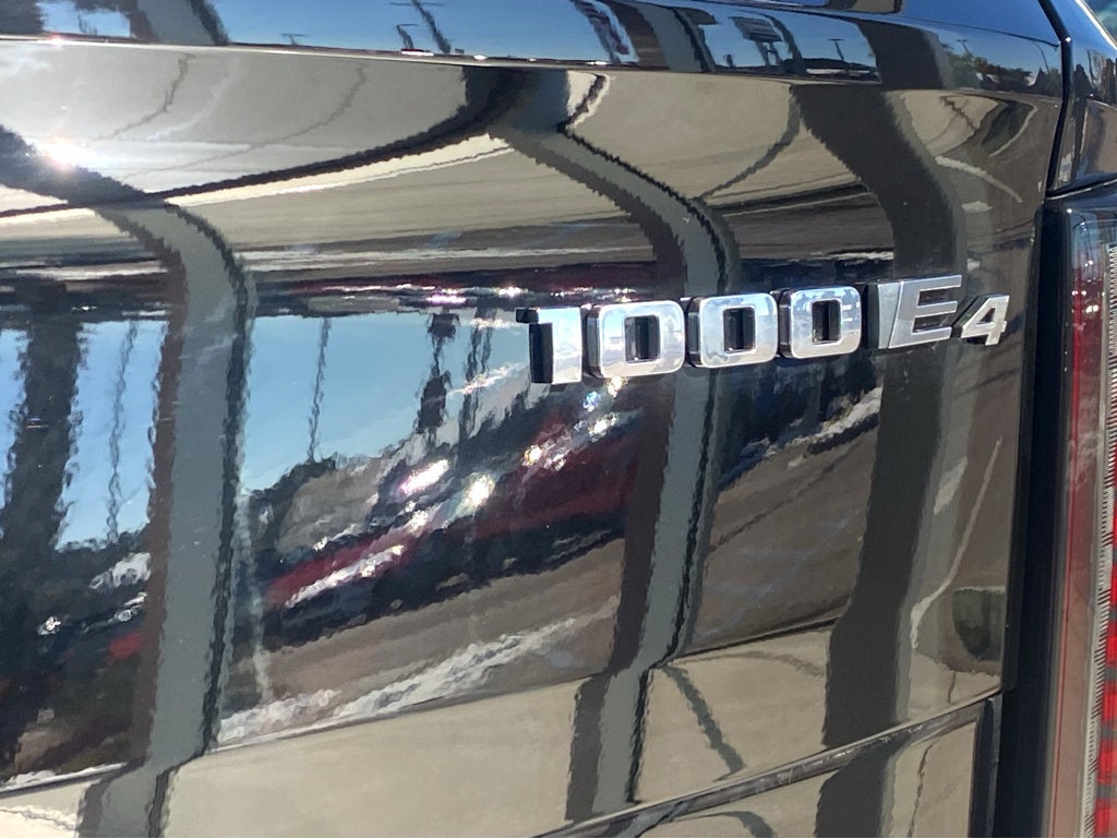 2025 Cadillac ESCALADE IQ Sport 2