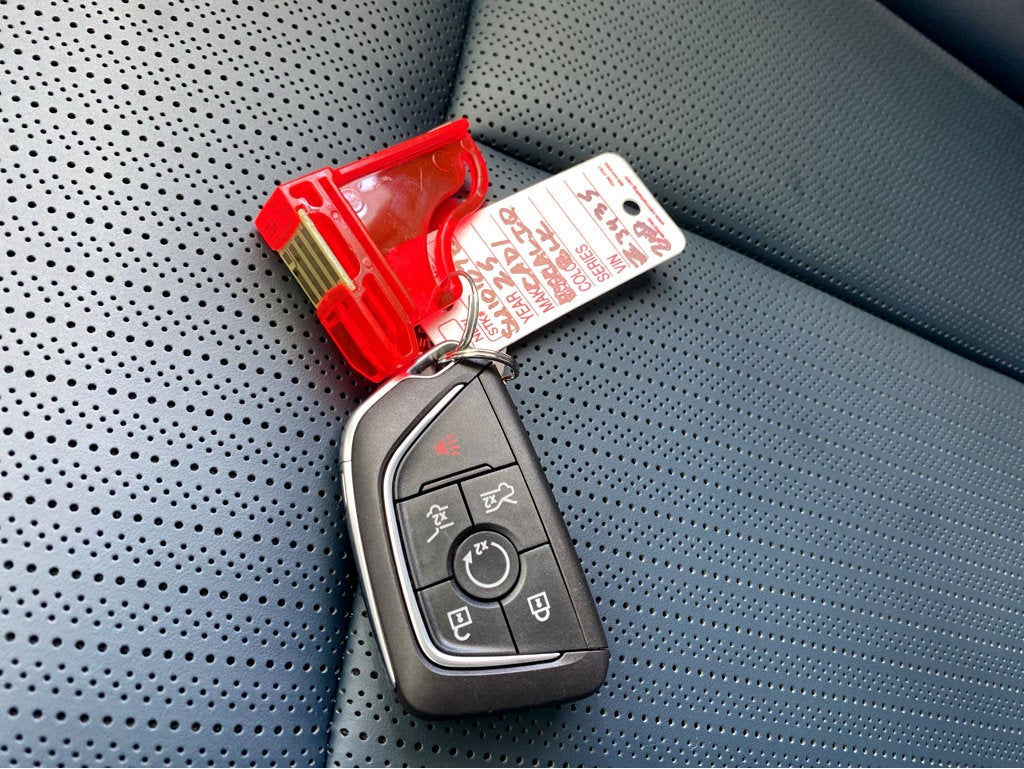 2025 Cadillac ESCALADE IQ Sport 2