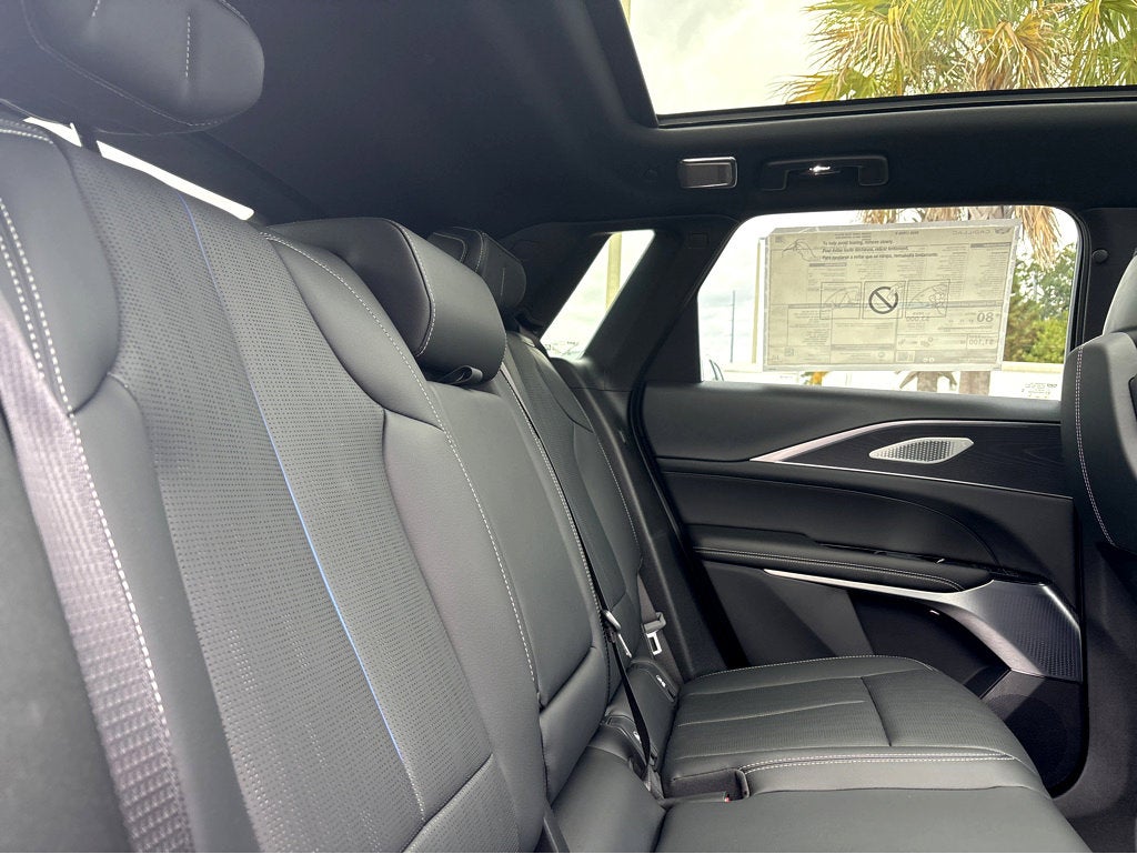 2026 Cadillac LYRIQ V-Series