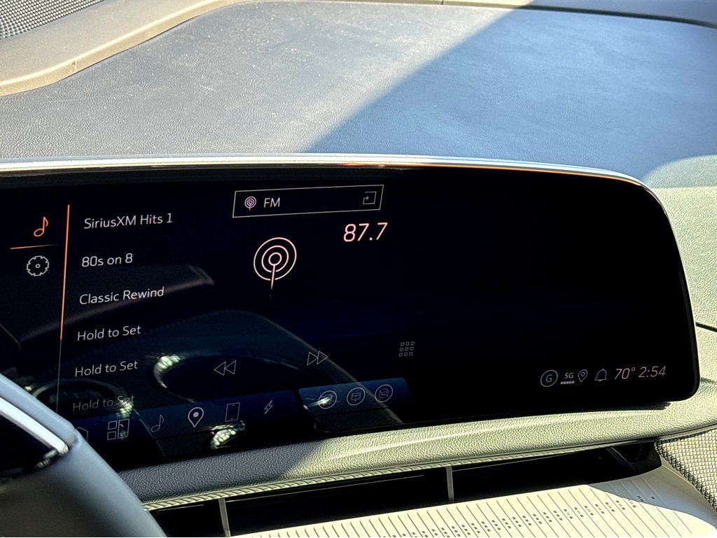 2026 Cadillac OPTIQ Luxury