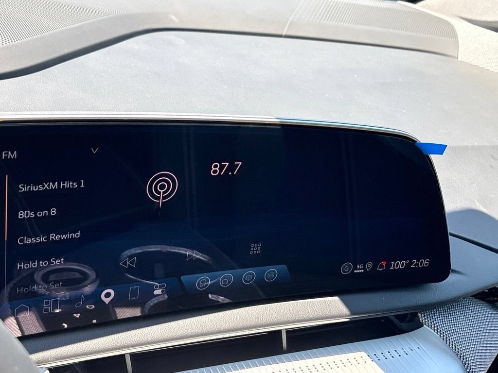 2027 Cadillac OPTIQ Luxury