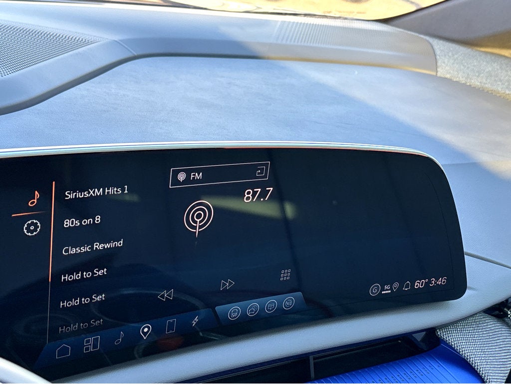 2026 Cadillac OPTIQ Premium Luxury