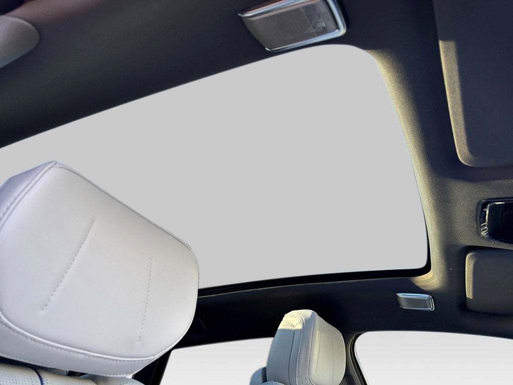 2026 Cadillac OPTIQ Premium Luxury