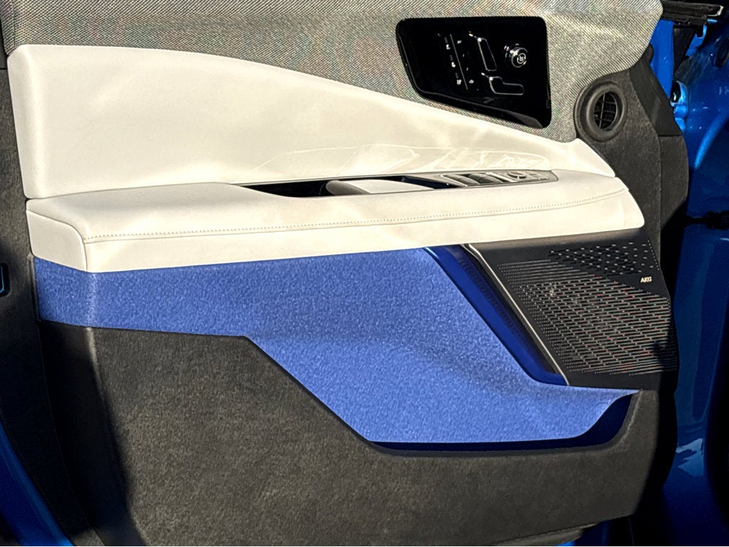 2026 Cadillac OPTIQ Premium Luxury