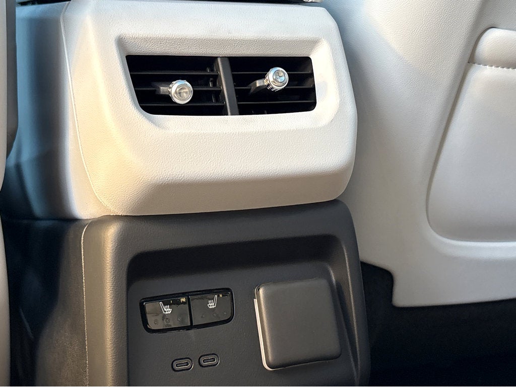 2026 Cadillac OPTIQ Premium Luxury