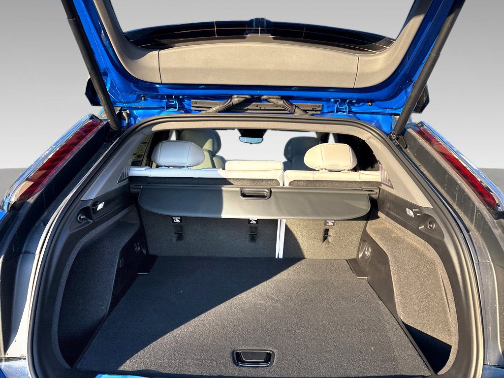 2026 Cadillac OPTIQ Premium Luxury