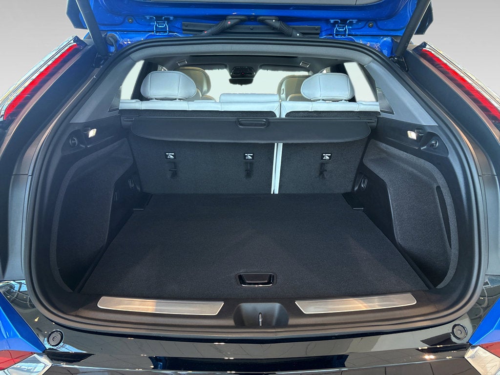 2026 Cadillac OPTIQ Premium Luxury