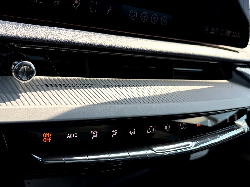 2025 Cadillac OPTIQ Sport 2