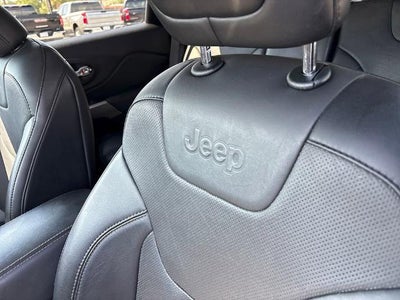 2022 Jeep Cherokee Latitude Lux