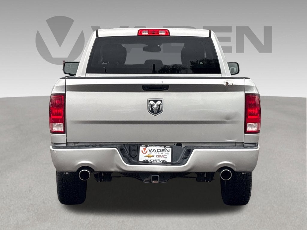 2016 RAM 1500 Base