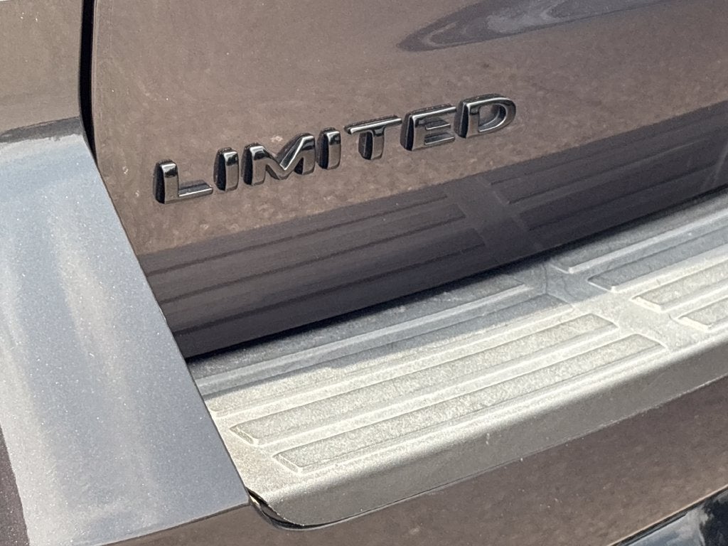 2023 Ford Expedition Base