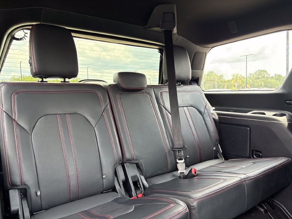 2023 Ford Expedition Base