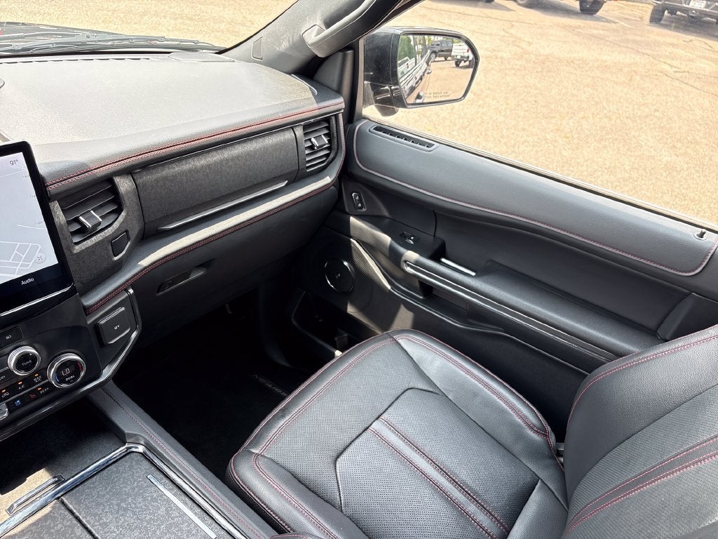 2023 Ford Expedition Base