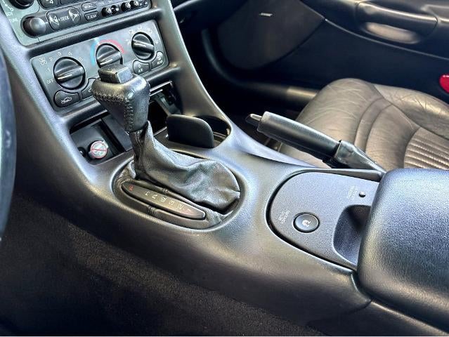 2000 Chevrolet Corvette Base