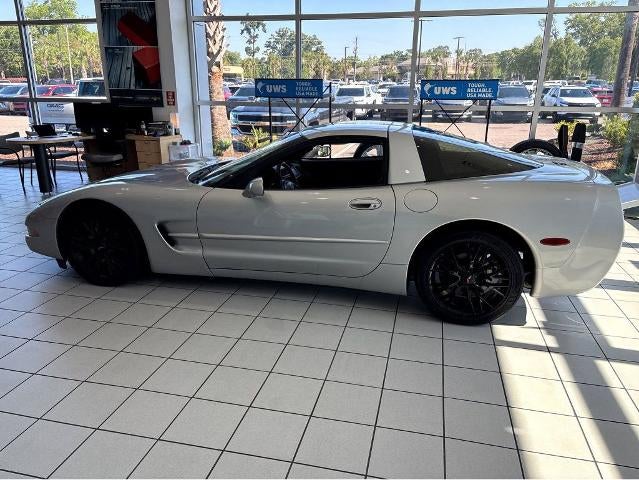 2000 Chevrolet Corvette Base